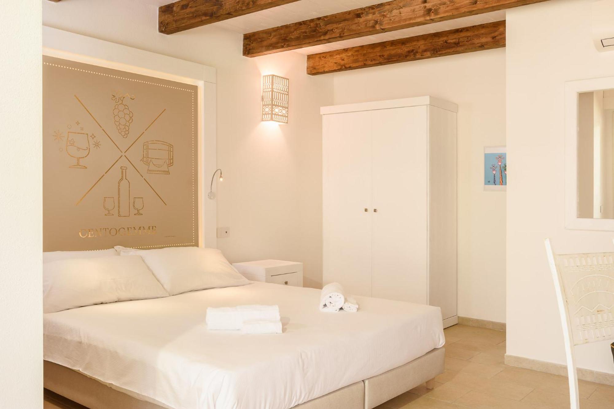 La Vinia Bed&Wine Experience - Adults Only Bed & Breakfast Sassari Exterior photo